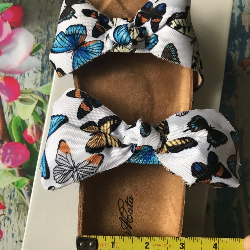 New Butterfly Bow Sandals - Picture 10 of 14